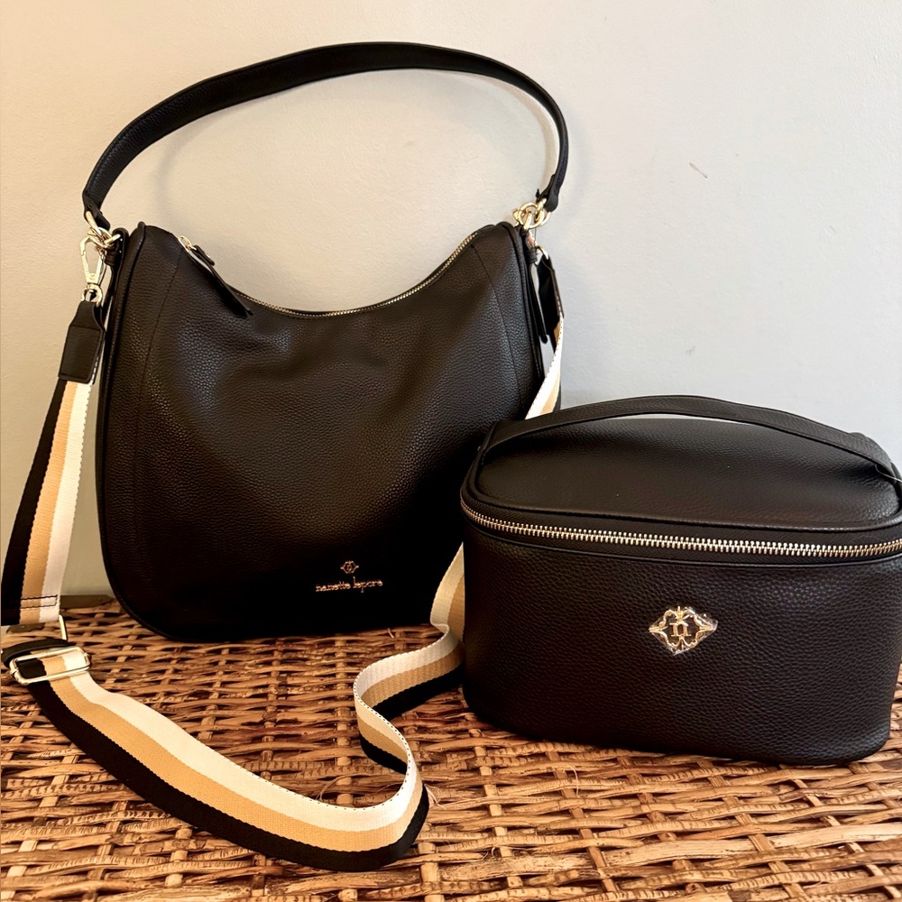 Nanette Lepore Beverly Train Cosmetic Organizer Black Faux Leather - Picture 6 of 6